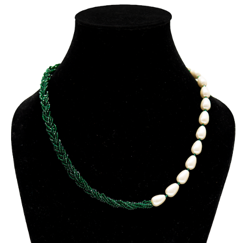 Elegant Green Beaded and Pearl Necklace for Women